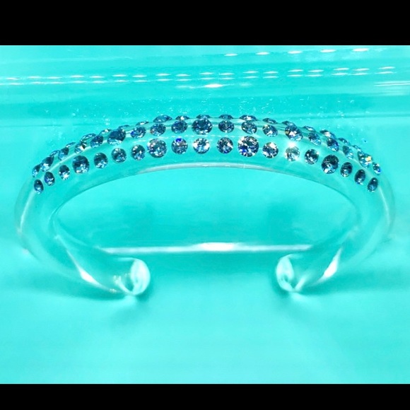 Acrylic Cuff Bracelet Embellished With Blue Genuine Crystal Stone Elements - Picture 3 of 8